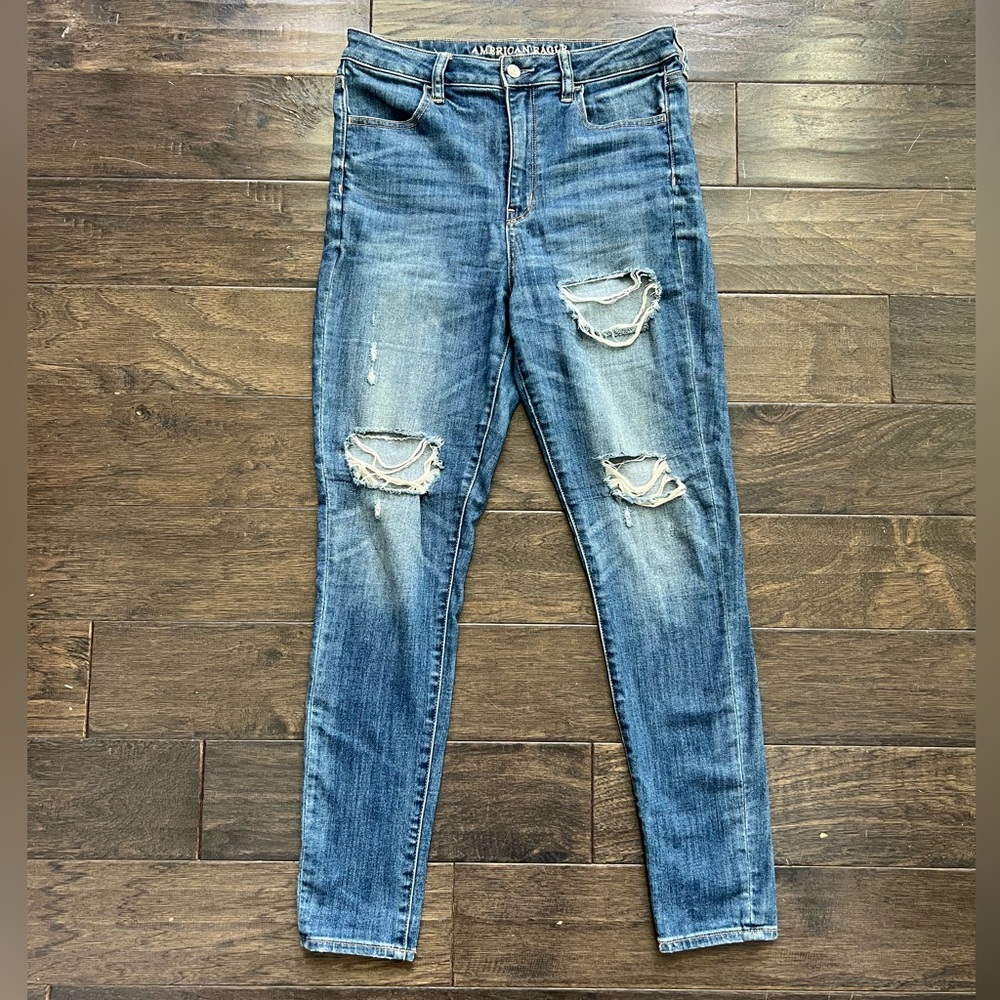 American Eagle Super Hi-Rise Destroyed Jegging Jeans Size 10